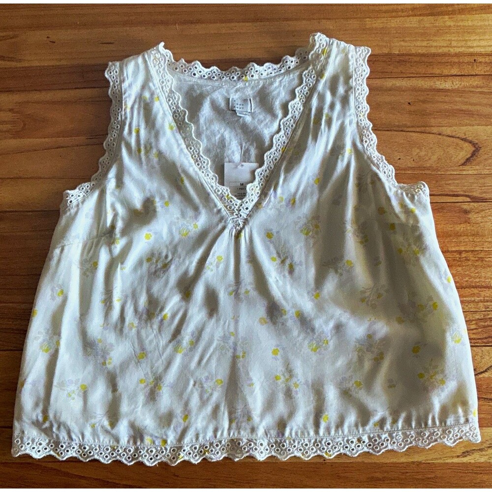 A New Day Womenโs M Regular White/Yellow Floral Cotton Lace Trim Camisole